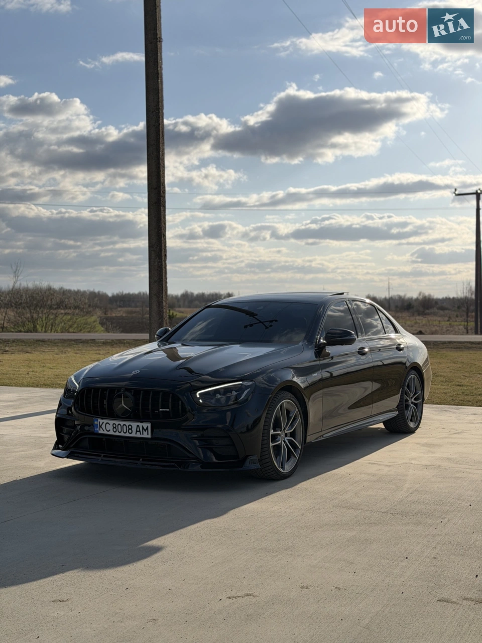 Mercedes-Benz E-Class 2022 photo 3