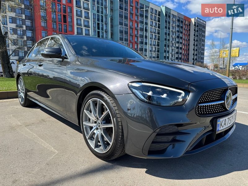 Седан Mercedes-Benz E-Class 2021 в Киеве