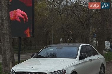 Седан Mercedes-Benz E-Class 2017 в Тернополе