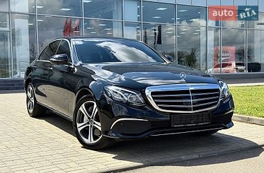 Седан Mercedes-Benz E-Class 2020 в Одесі Седан Mercedes-Benz E-Class 2020 в Одесі