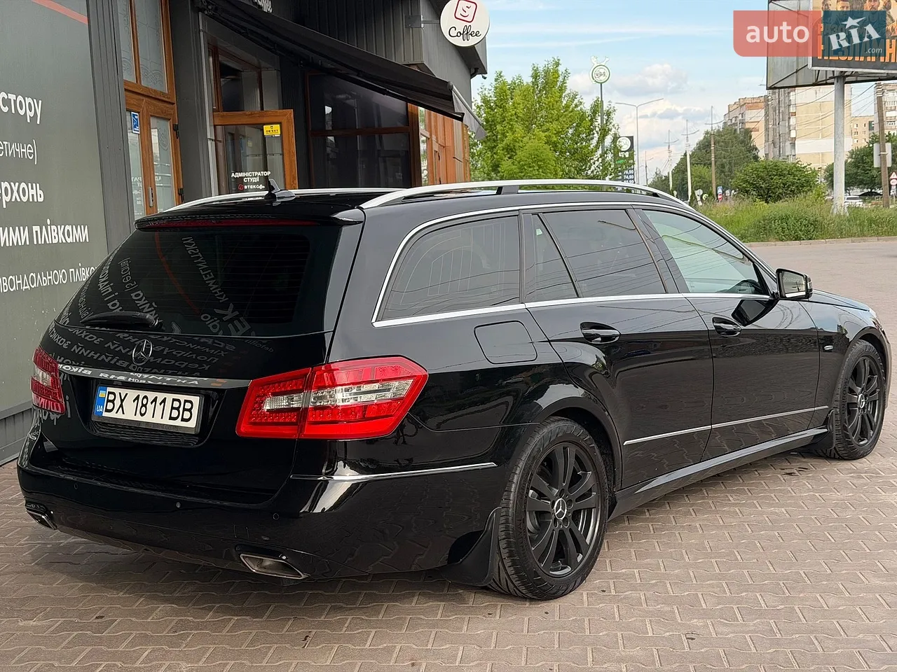 Mercedes-Benz E-Class 2012 photo 4