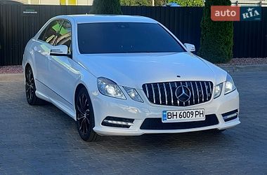 Седан Mercedes-Benz E-Class 2012 в Одесі