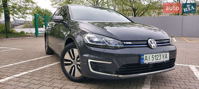 Хэтчбек Volkswagen e-Golf 2020 в Киеве Хэтчбек Volkswagen e-Golf 2020 в Киеве