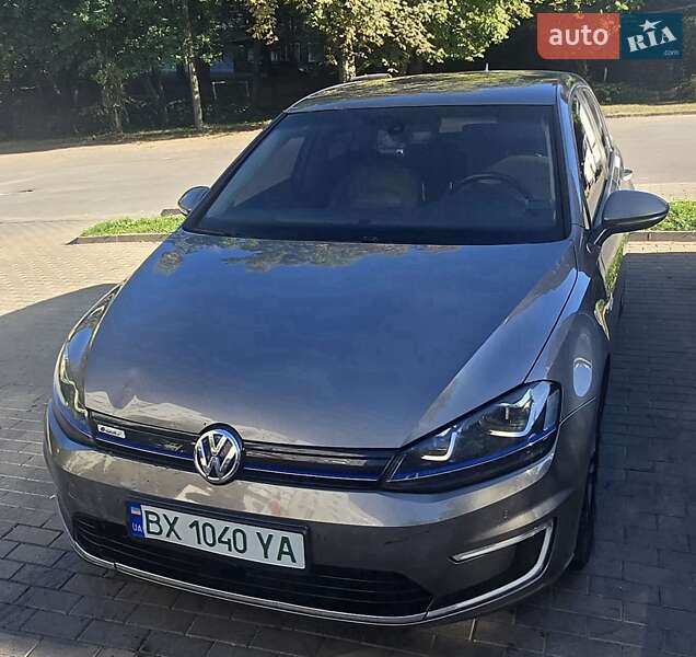 Хэтчбек Volkswagen e-Golf 2015 в Хмельницком Хэтчбек Volkswagen e-Golf 2015 в Хмельницком
