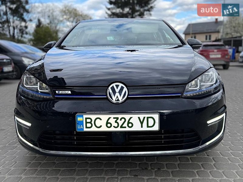 Хетчбек Volkswagen e-Golf 2016 в Львові