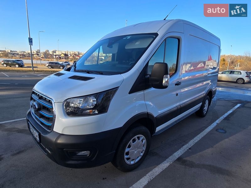 Грузовой фургон Ford E-Transit 2023 в Виннице