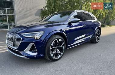 Позашляховик / Кросовер Audi e-tron S 2021 в Києві