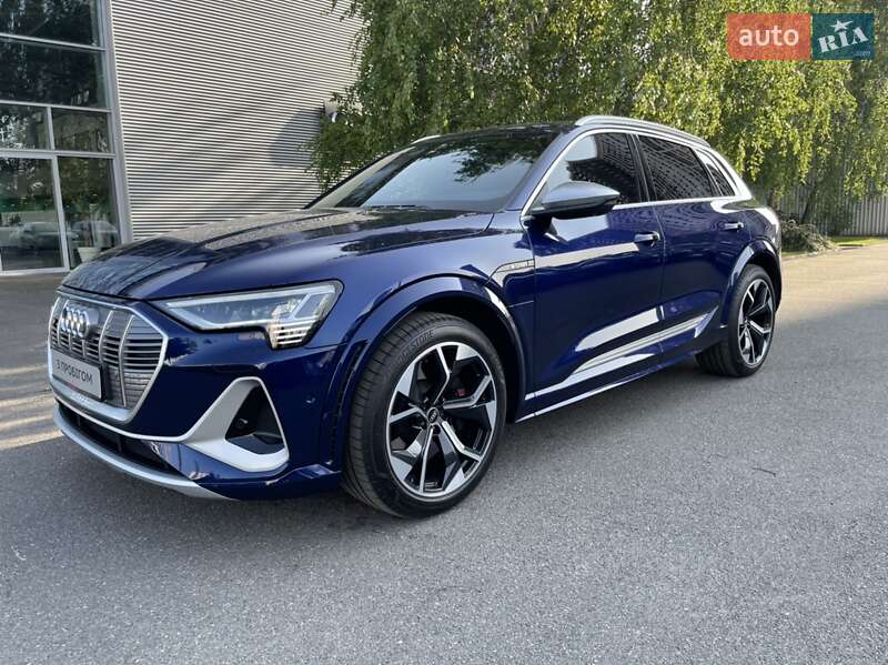 Внедорожник / Кроссовер Audi e-tron S 2021 в Киеве