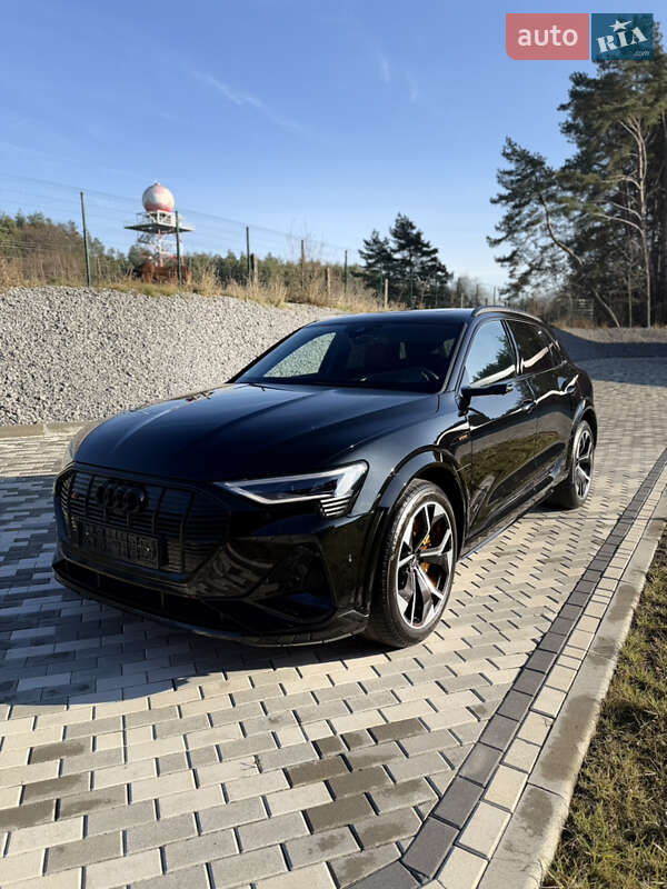 Внедорожник / Кроссовер Audi e-tron S 2022 в Львове