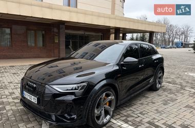 Позашляховик / Кросовер Audi e-tron S 2021 в Харкові
