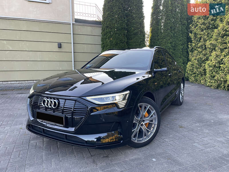 Внедорожник / Кроссовер Audi e-tron Sportback 2021 в Львове