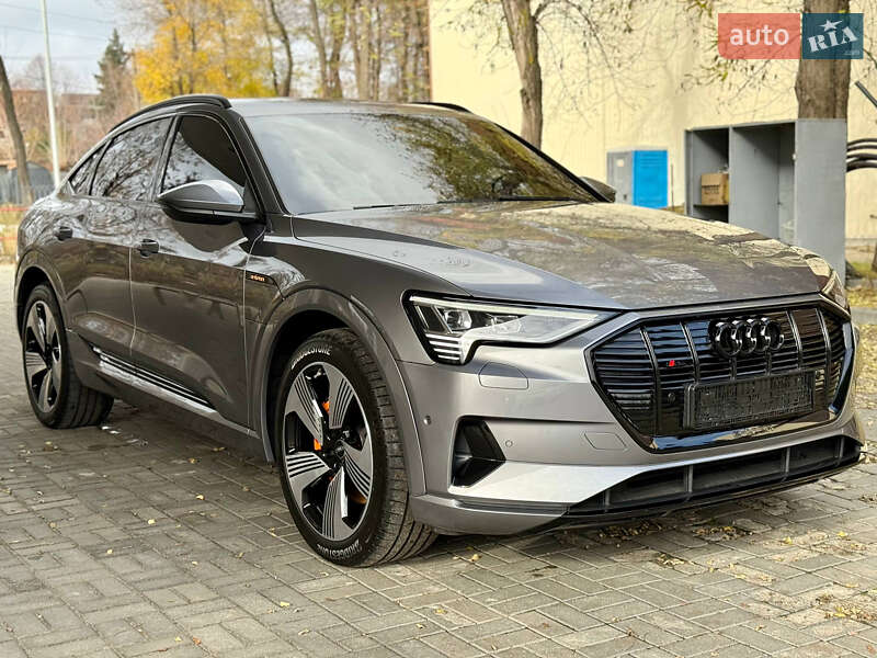 Внедорожник / Кроссовер Audi e-tron Sportback 2022 в Днепре Внедорожник / Кроссовер Audi e-tron Sportback 2022 в Днепре