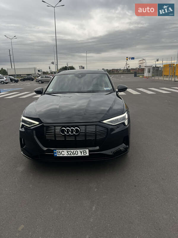 Внедорожник / Кроссовер Audi e-tron 2021 в Львове Внедорожник / Кроссовер Audi e-tron 2021 в Львове