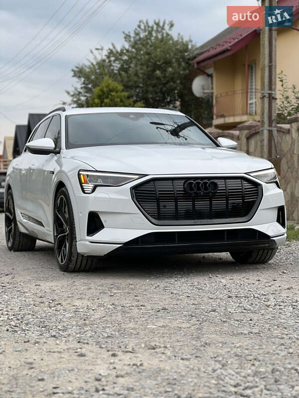 Внедорожник / Кроссовер Audi e-tron 2021 в Тернополе