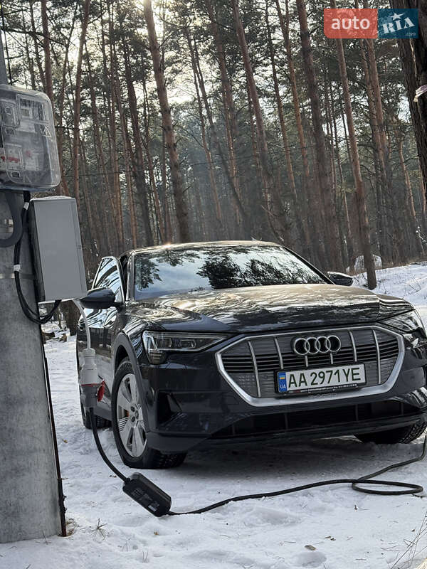 Внедорожник / Кроссовер Audi e-tron 2020 в Киеве Внедорожник / Кроссовер Audi e-tron 2020 в Киеве