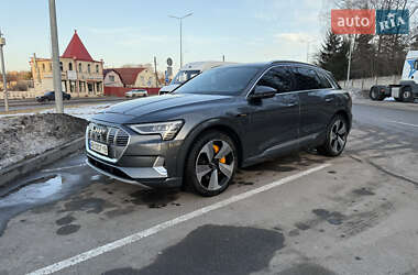 Внедорожник / Кроссовер Audi e-tron 2019 в Виннице Внедорожник / Кроссовер Audi e-tron 2019 в Виннице
