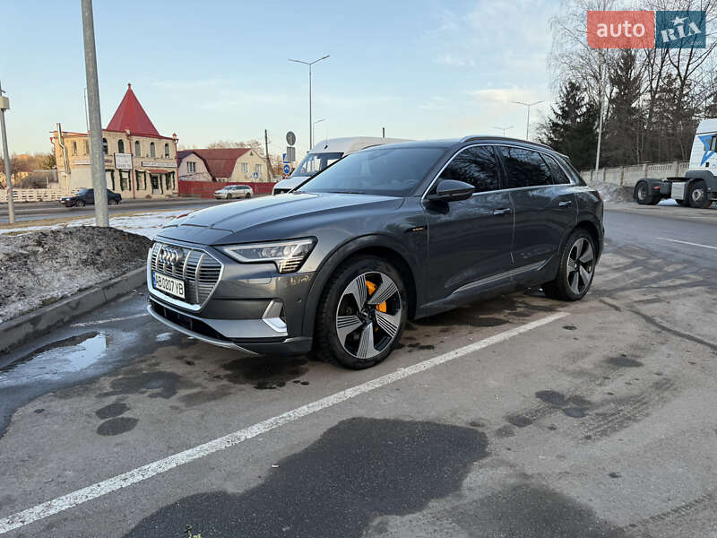 Внедорожник / Кроссовер Audi e-tron 2019 в Виннице Внедорожник / Кроссовер Audi e-tron 2019 в Виннице