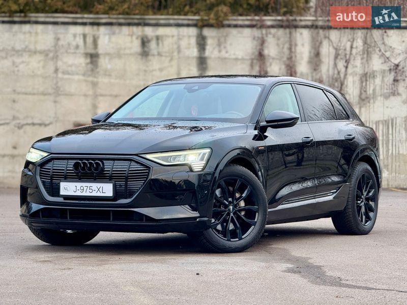 Внедорожник / Кроссовер Audi e-tron 2020 в Ровно