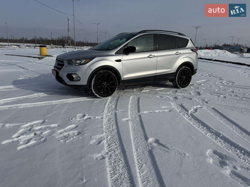 Внедорожник / Кроссовер Ford EcoSport 2018 в Львове Внедорожник / Кроссовер Ford EcoSport 2018 в Львове