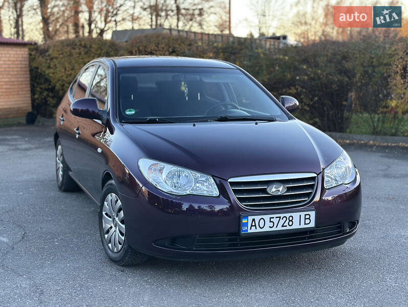 Седан Hyundai Elantra 2007 в Тернополе