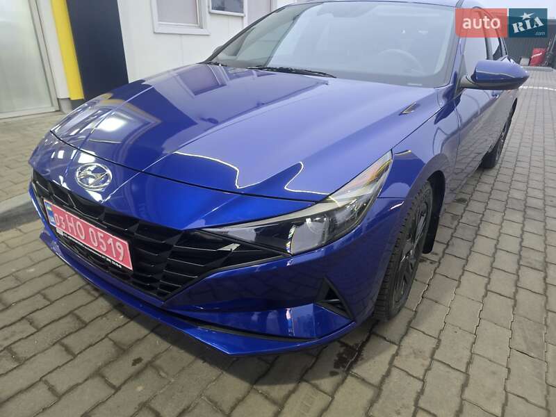 Седан Hyundai Elantra 2023 в Киеве