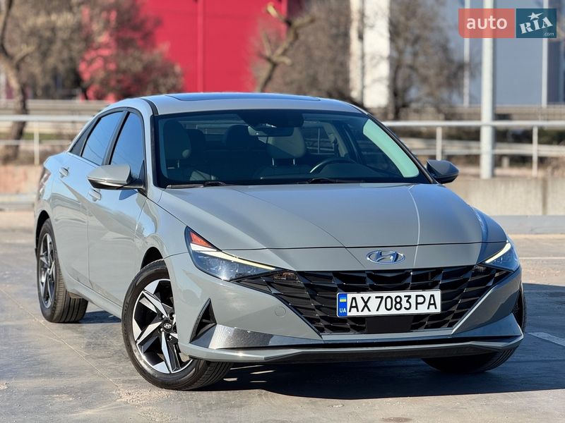 Седан Hyundai Elantra 2022 в Киеве