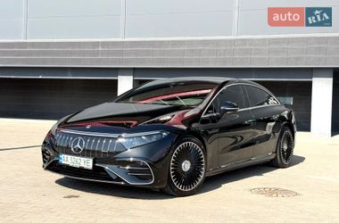Седан Mercedes-Benz EQS 2023 в Киеве