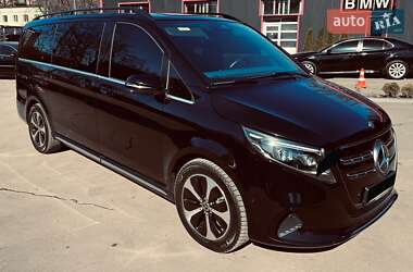 Минивэн Mercedes-Benz EQV 2024 в Киеве