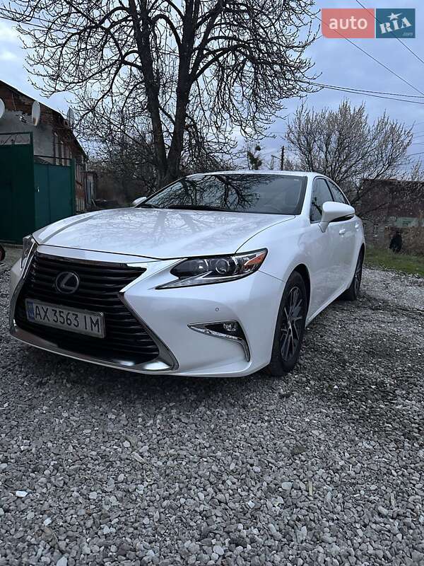 Седан Lexus ES 2017 в Харькове