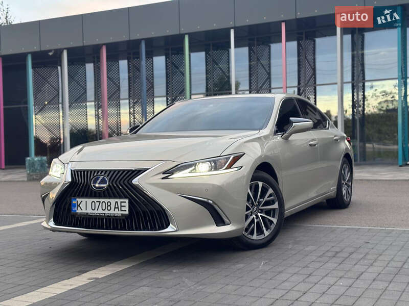 Седан Lexus ES 2021 в Киеве