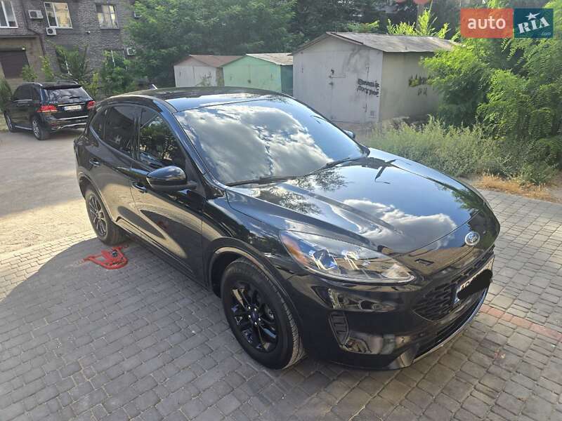 Внедорожник / Кроссовер Ford Escape 2020 в Запорожье Внедорожник / Кроссовер Ford Escape 2020 в Запорожье