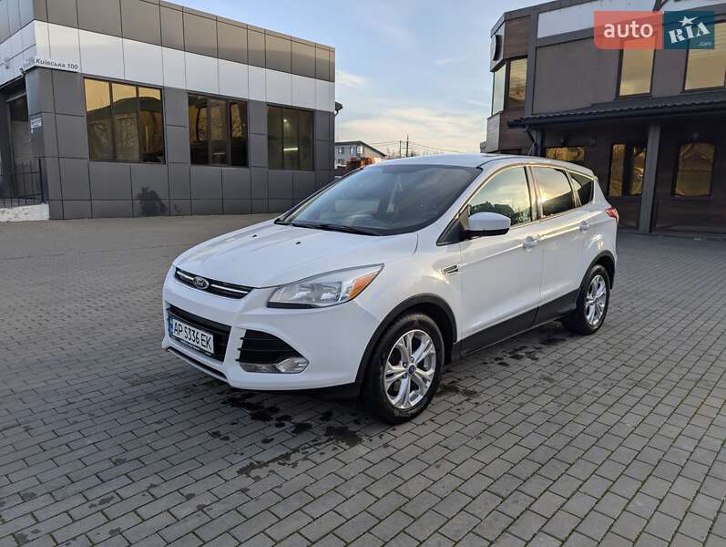 Внедорожник / Кроссовер Ford Escape 2014 в Ровно