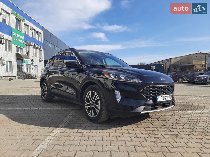 Внедорожник / Кроссовер Ford Escape 2019 в Черновцах
