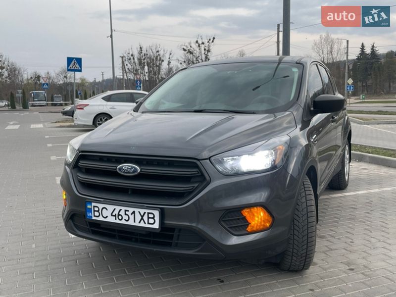 Внедорожник / Кроссовер Ford Escape 2018 в Львове