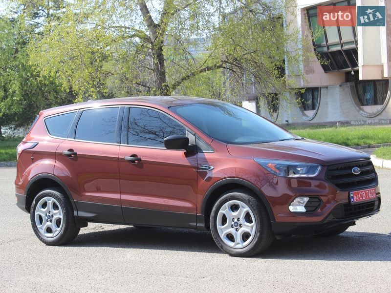 Внедорожник / Кроссовер Ford Escape 2018 в Днепре
