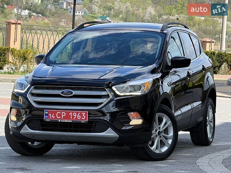 Позашляховик / Кросовер Ford Escape 2019 в Дрогобичі
