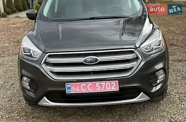 Позашляховик / Кросовер Ford Escape 2017 в Хмельницькому