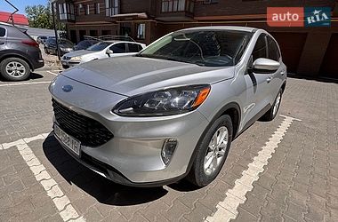Внедорожник / Кроссовер Ford Escape 2020 в Хмельницком