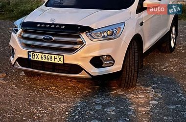 Позашляховик / Кросовер Ford Escape 2017 в Кам'янець-Подільському