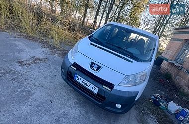 Минивэн Peugeot Expert 2007 в Хороле