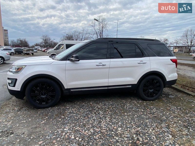 Внедорожник / Кроссовер Ford Explorer 2016 в Киеве Внедорожник / Кроссовер Ford Explorer 2016 в Киеве