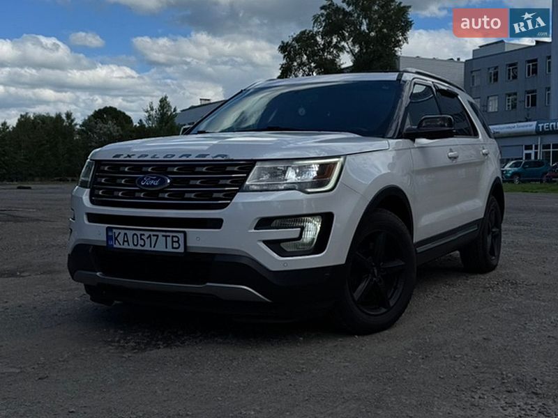 Внедорожник / Кроссовер Ford Explorer 2016 в Вышгороде