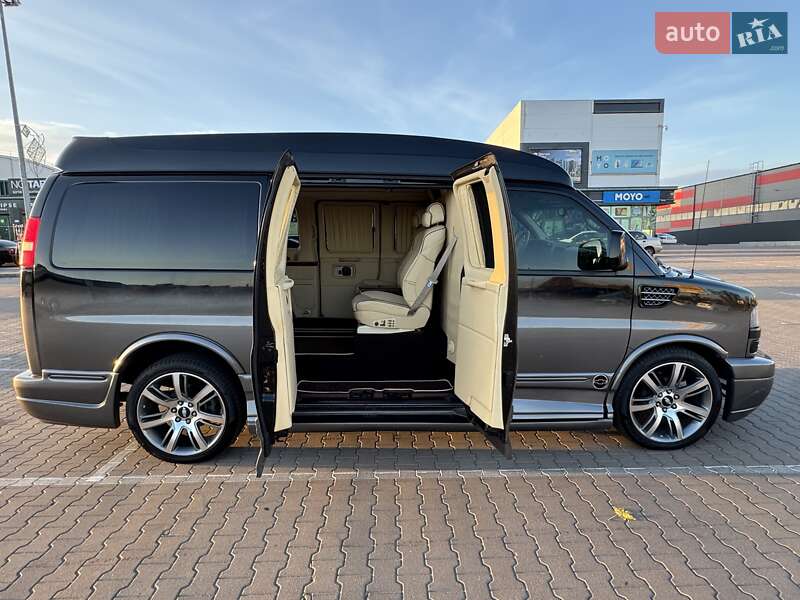 Мінівен Chevrolet Express 2008 в Києві Мінівен Chevrolet Express 2008 в Києві