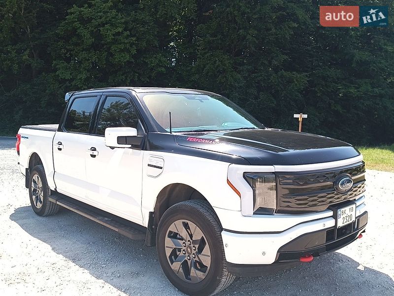 Пикап Ford F-150 2022 в Ровно