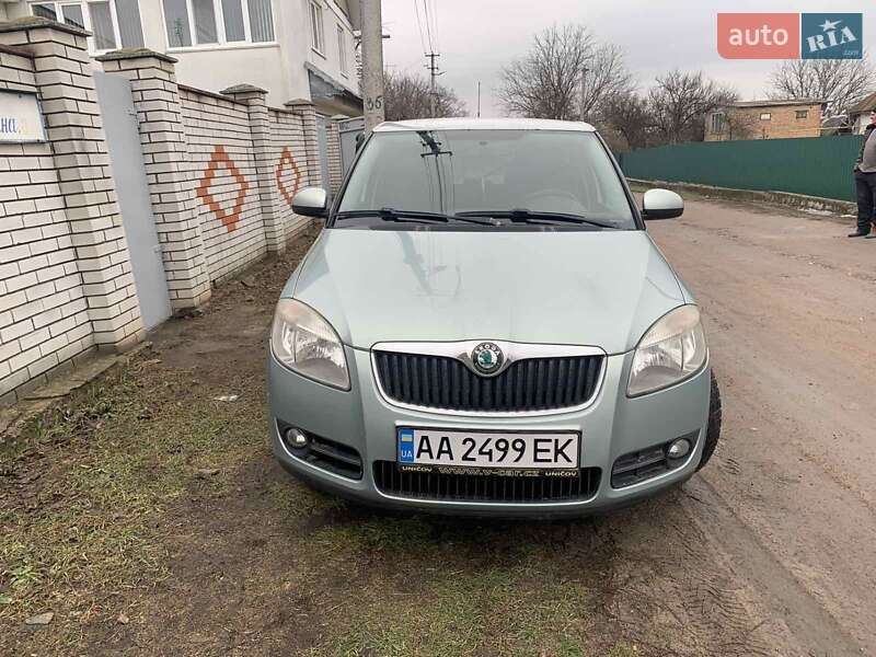 Універсал Skoda Fabia 2009 в Києві