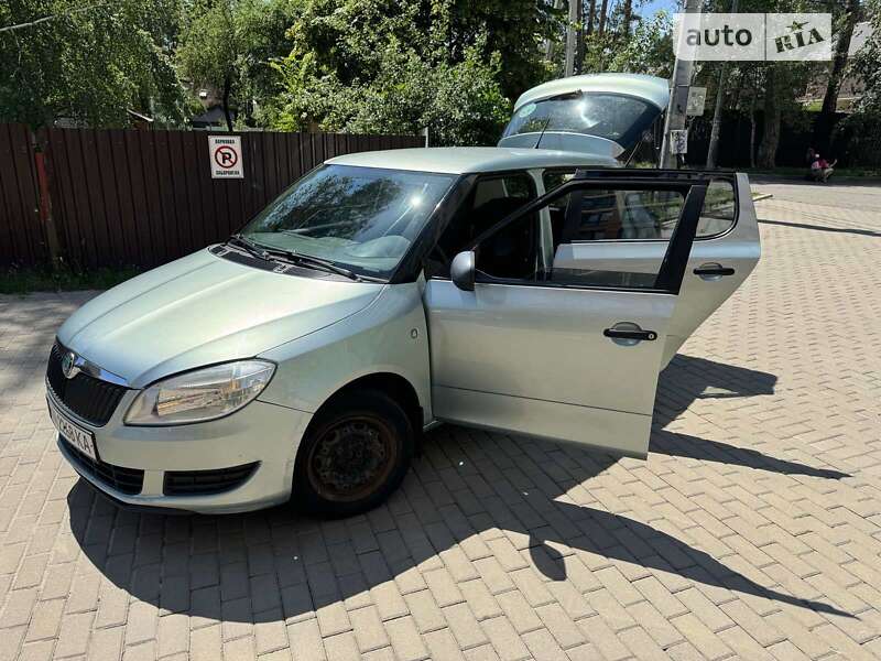 Универсал Skoda Fabia 2012 в Ирпене Универсал Skoda Fabia 2012 в Ирпене