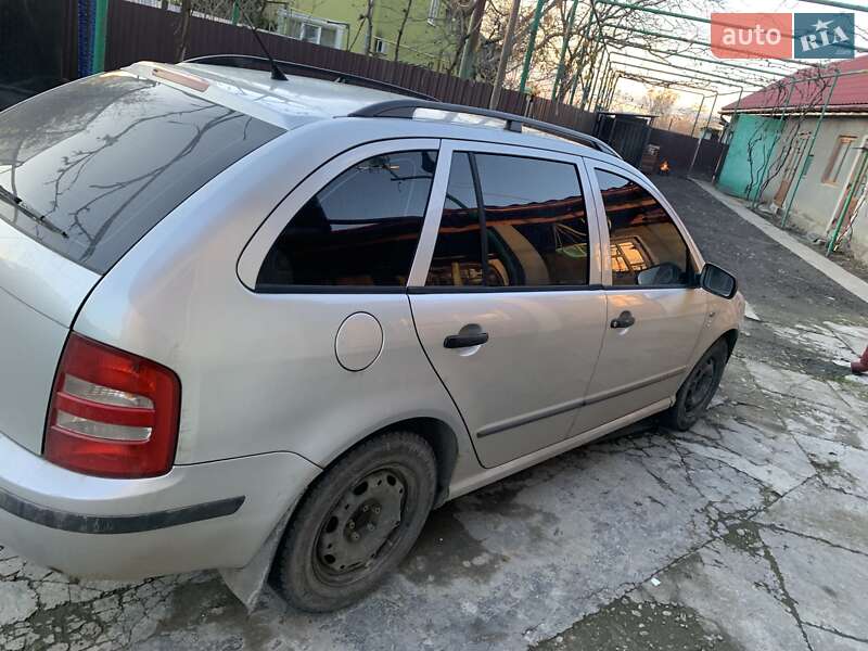 Универсал Skoda Fabia 2003 в Мукачево