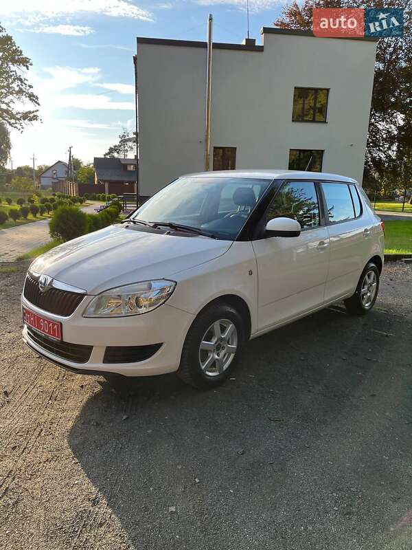 Хетчбек Skoda Fabia 2014 в Ківерцях Хетчбек Skoda Fabia 2014 в Ківерцях