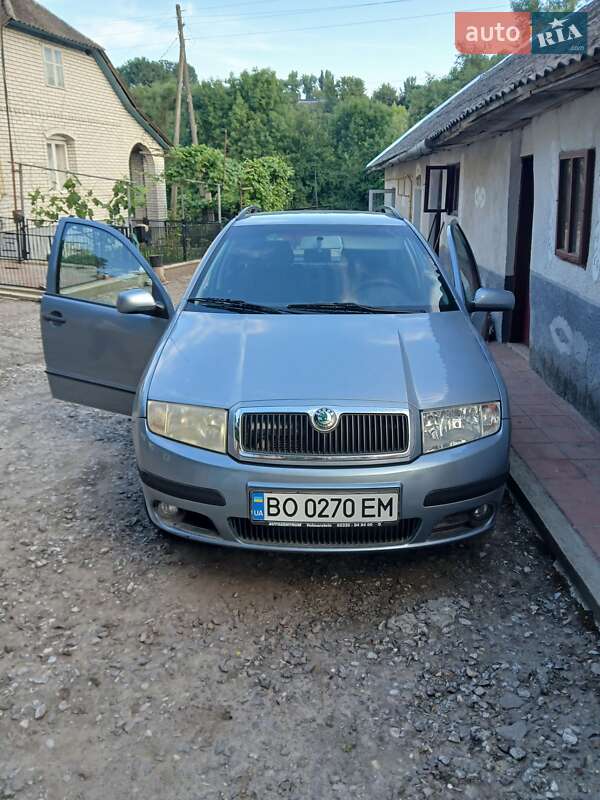 Універсал Skoda Fabia 2004 в Тернополі