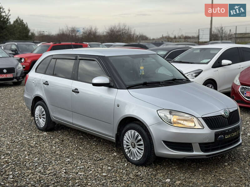 Универсал Skoda Fabia 2011 в Ивано-Франковске Универсал Skoda Fabia 2011 в Ивано-Франковске